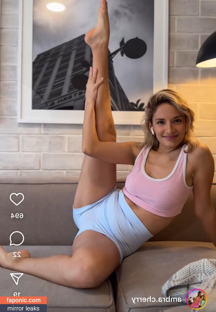 Ambra Cherry, Ambra.cherry, ambracherry Meztelen kiszivárgások OnlyFans Fotó #9