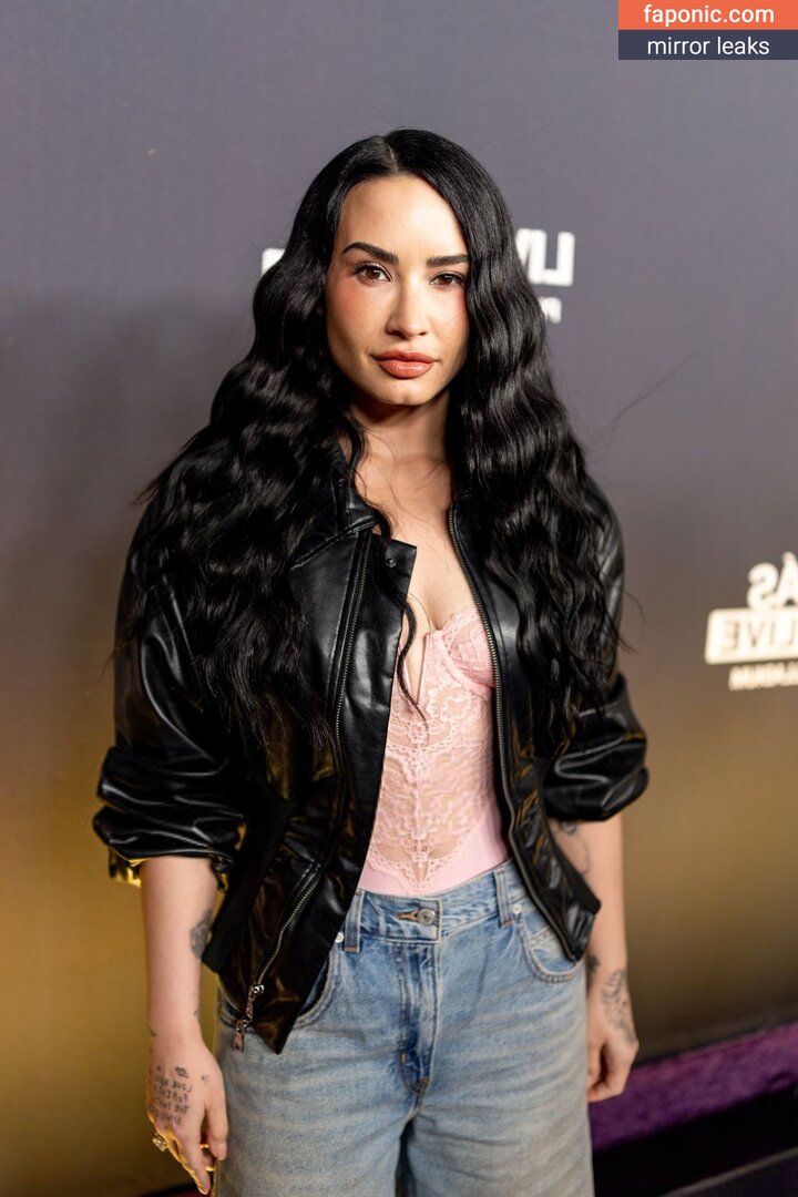 Demi Lovato, ddlovato, https:, tonia_williams Meztelen kiszivárgások OnlyFans Fotó #1113