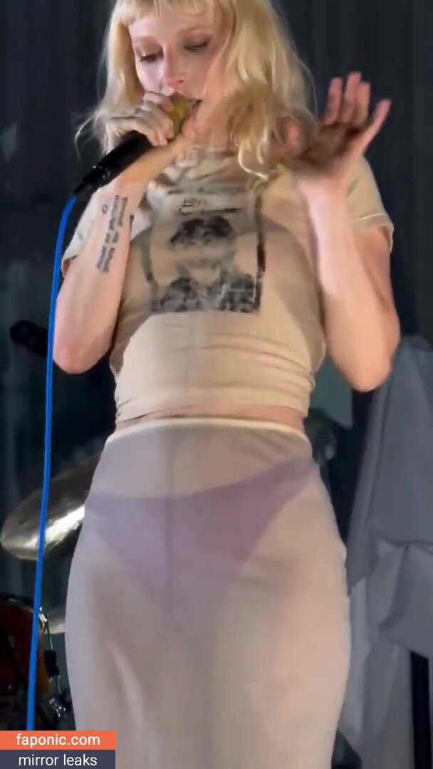 Hayley Williams, meepyfreepy, yelyahwilliams Meztelen kiszivárgások OnlyFans Fotó #666