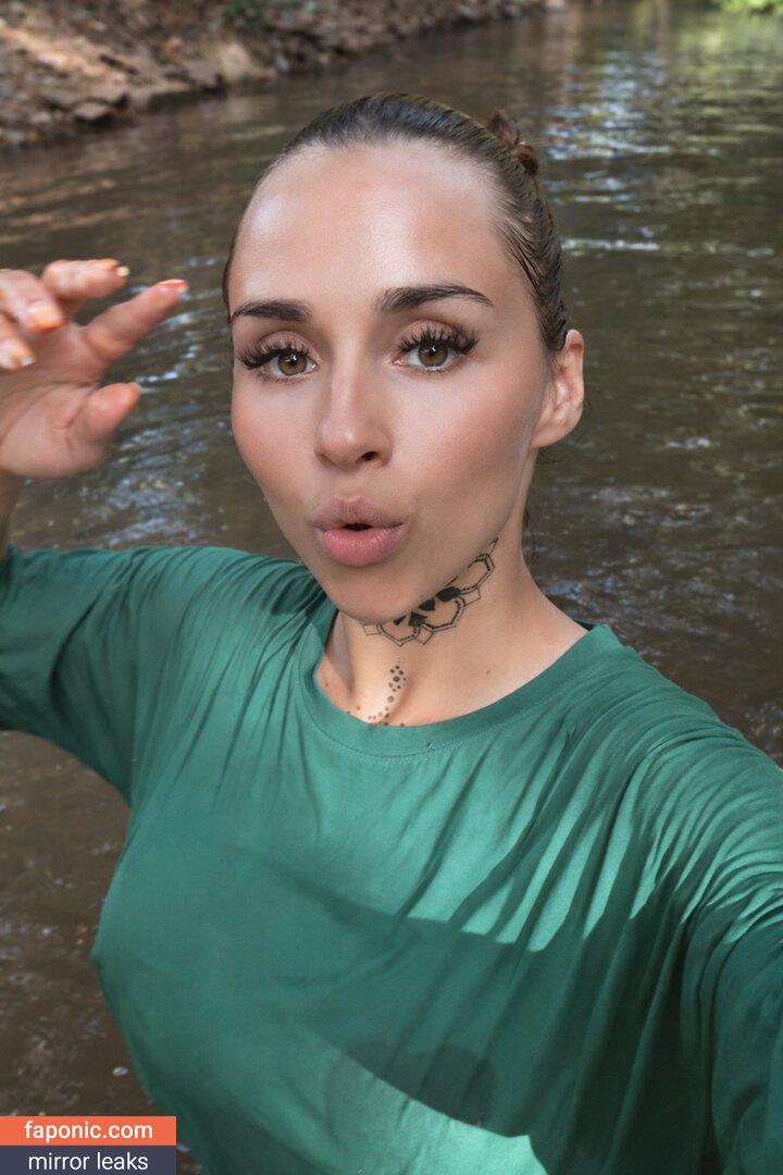 Kelly Walach, https: Meztelen kiszivárgások  Fotó #8