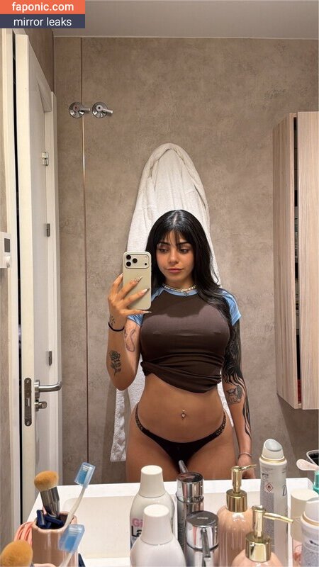 Milica_yb, https:, michiuwu18 Meztelen kiszivárgások OnlyFans Fotó #1
