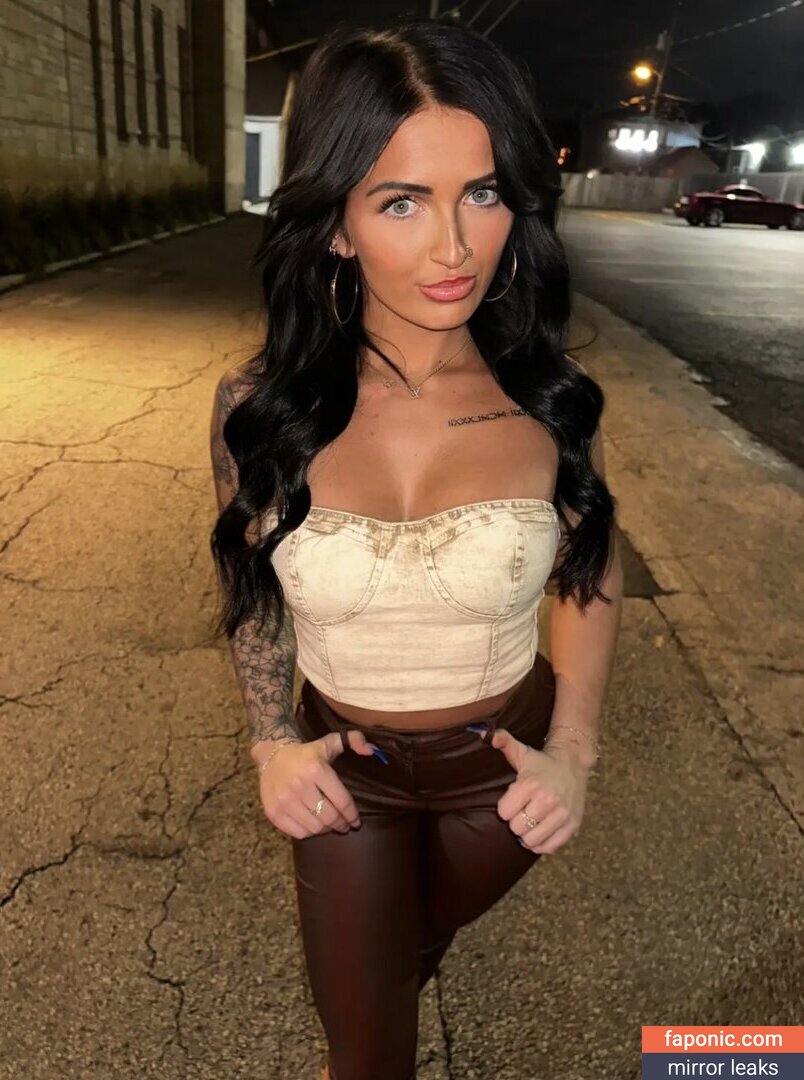 Petitetattedplati, Ronika Eskins, ronika_eskins Meztelen kiszivárgások OnlyFans Fotó #8