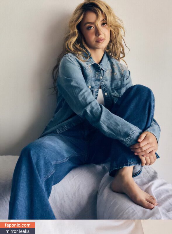 Sydney Sweeney, gal_gadot, sydney_sweeney Meztelen kiszivárgások OnlyFans Fotó #113