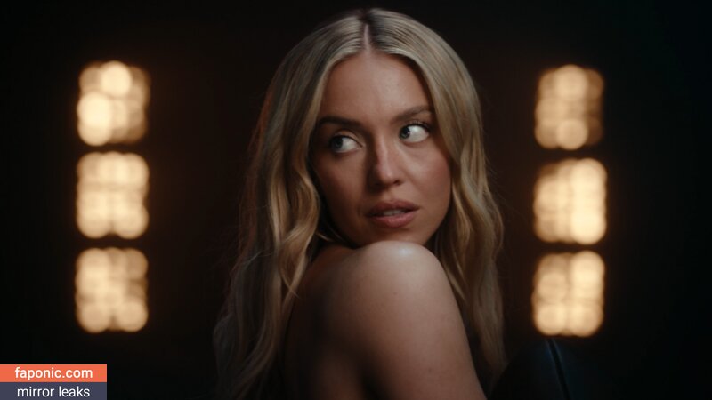 Sydney Sweeney, gal_gadot, https:, sydney_sweeney Meztelen kiszivárgások OnlyFans Fotó #422