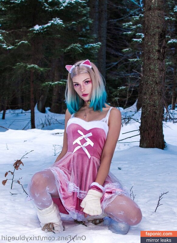 Trixy Blue, trixyblue, trixybluegirl Meztelen kiszivárgások OnlyFans Fotó #4