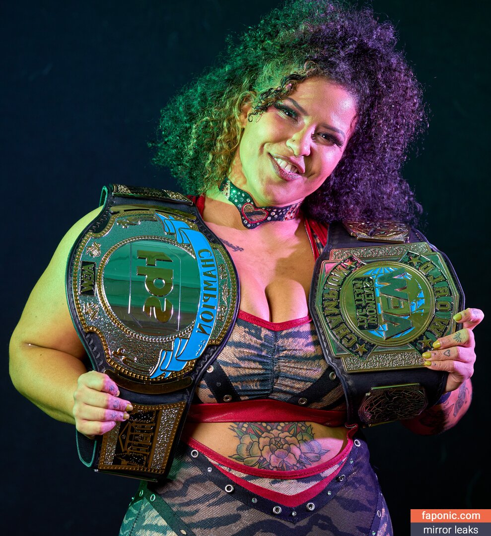 AEW, Willow Nightingale, willowwrestles Meztelen kiszivárgások  Fotó #29