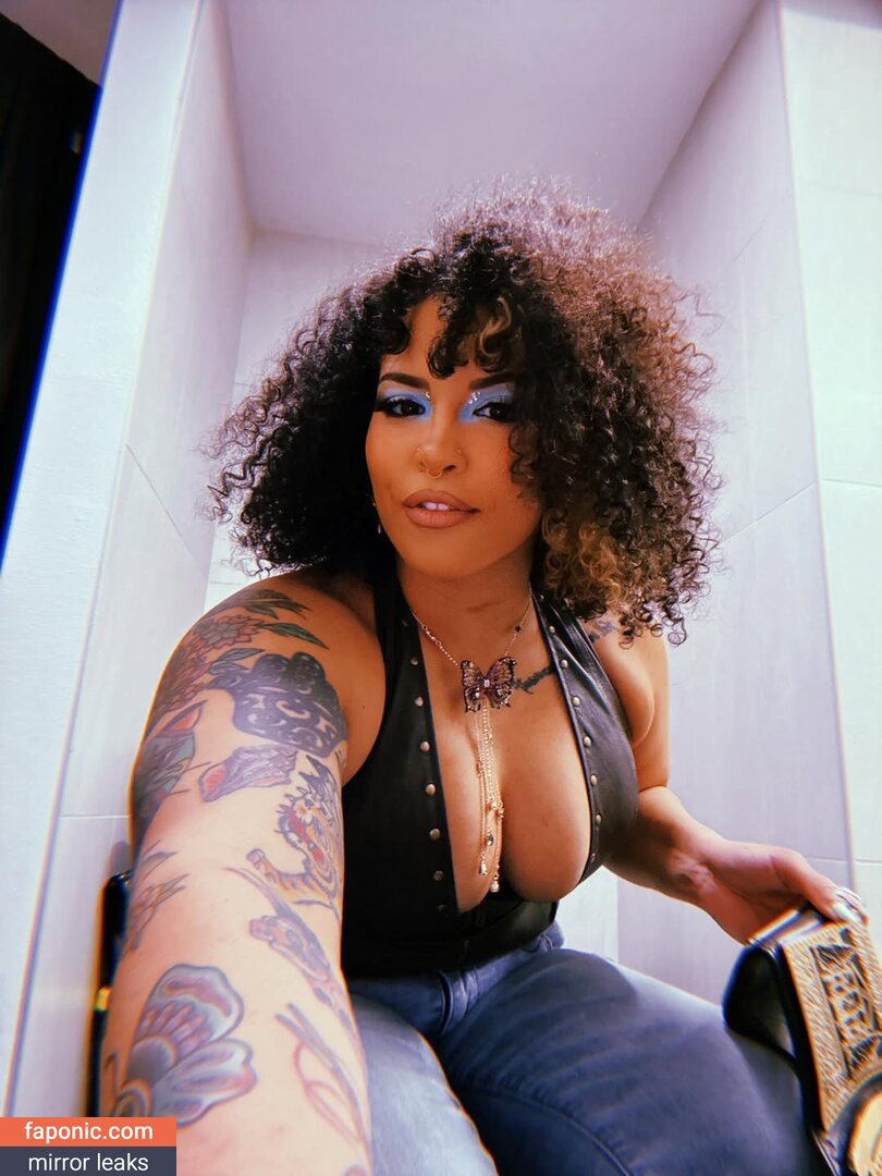 AEW, Willow Nightingale, willowwrestles Meztelen kiszivárgások  Fotó #38
