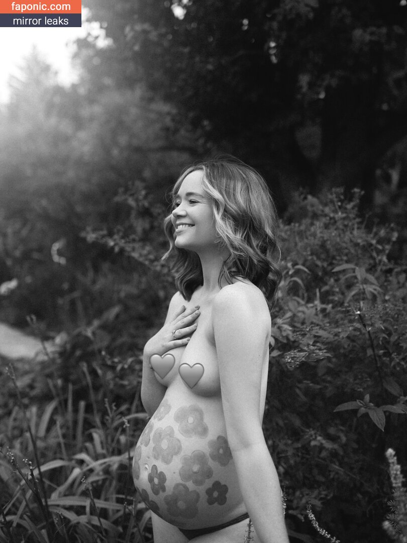 Hollyoaks, hollyoaksofficial, sarahjaynedunnofficial Meztelen kiszivárgások OnlyFans Fotó #1