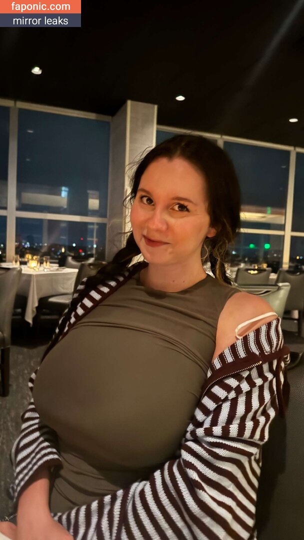 Yellz0, Yellz1, bigtittygothegg, yellz Meztelen kiszivárgások OnlyFans/Patreon Fotó #334