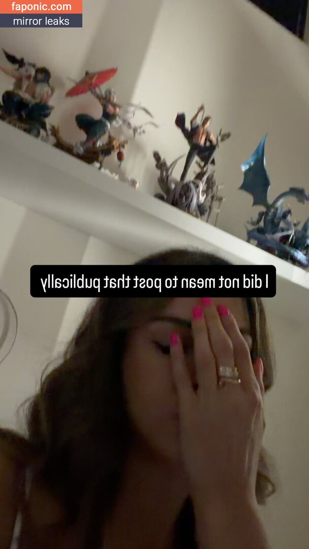 SSSniperWolf Meztelen kiszivárgások OnlyFans Fotó #24