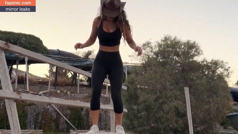 SSSniperWolf Meztelen kiszivárgások OnlyFans Fotó #48