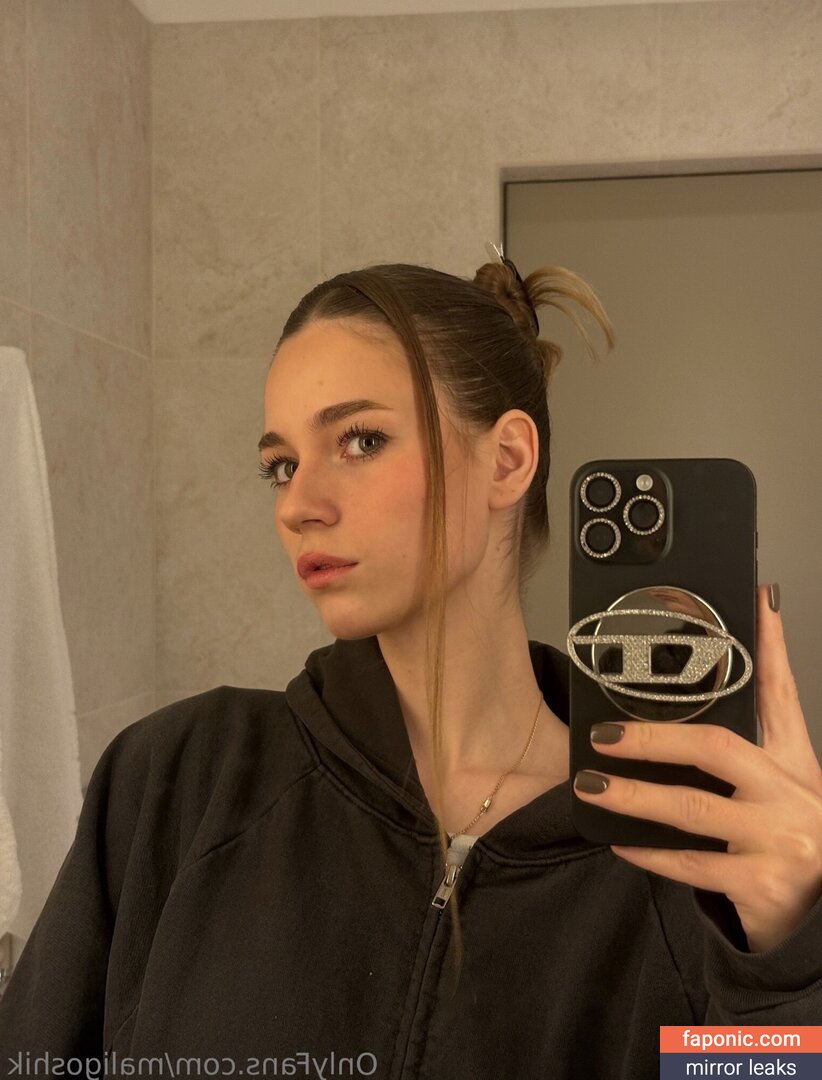 Anna Malyg0n, mmollyyy.ann Meztelen kiszivárgások  Fotó #331