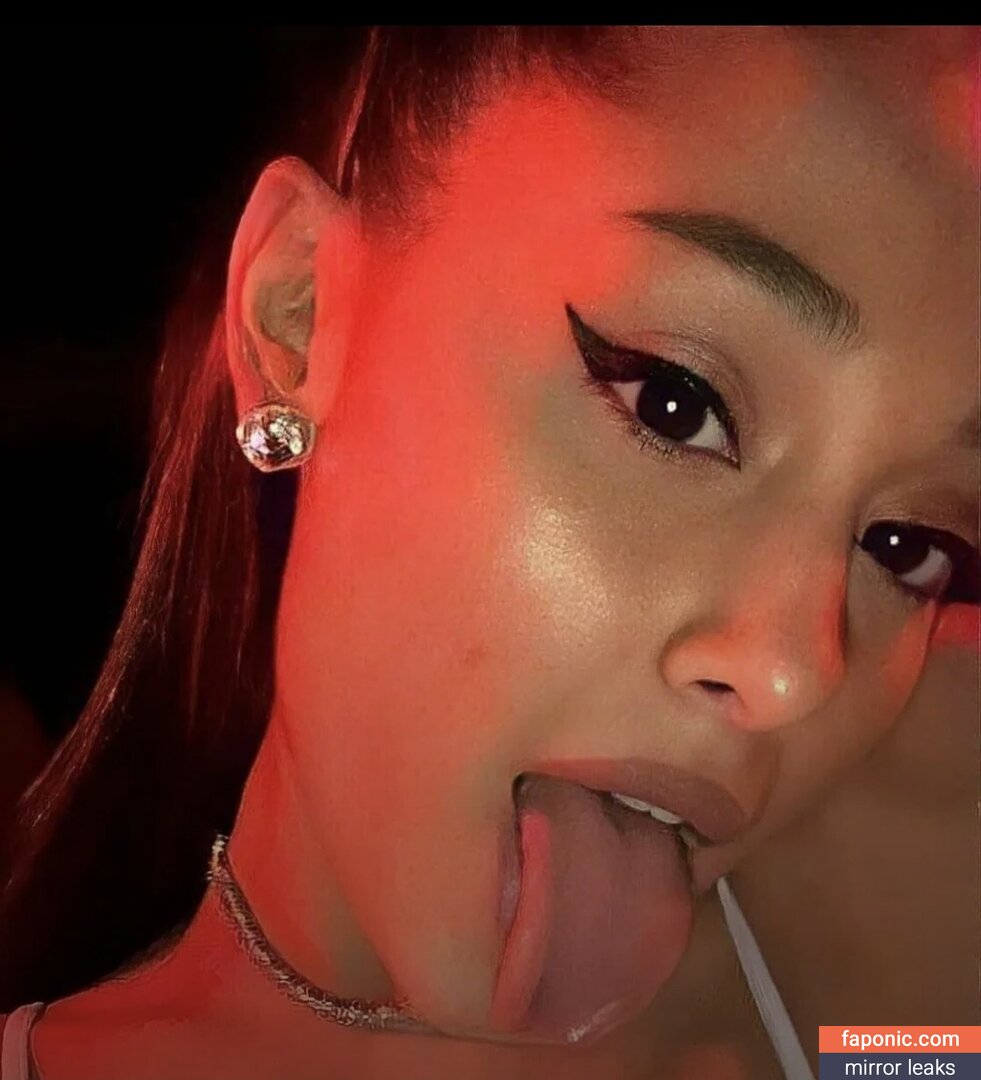 Ariana Grande, arianagrande, biancasotelo14 Meztelen kiszivárgások OnlyFans Fotó #226