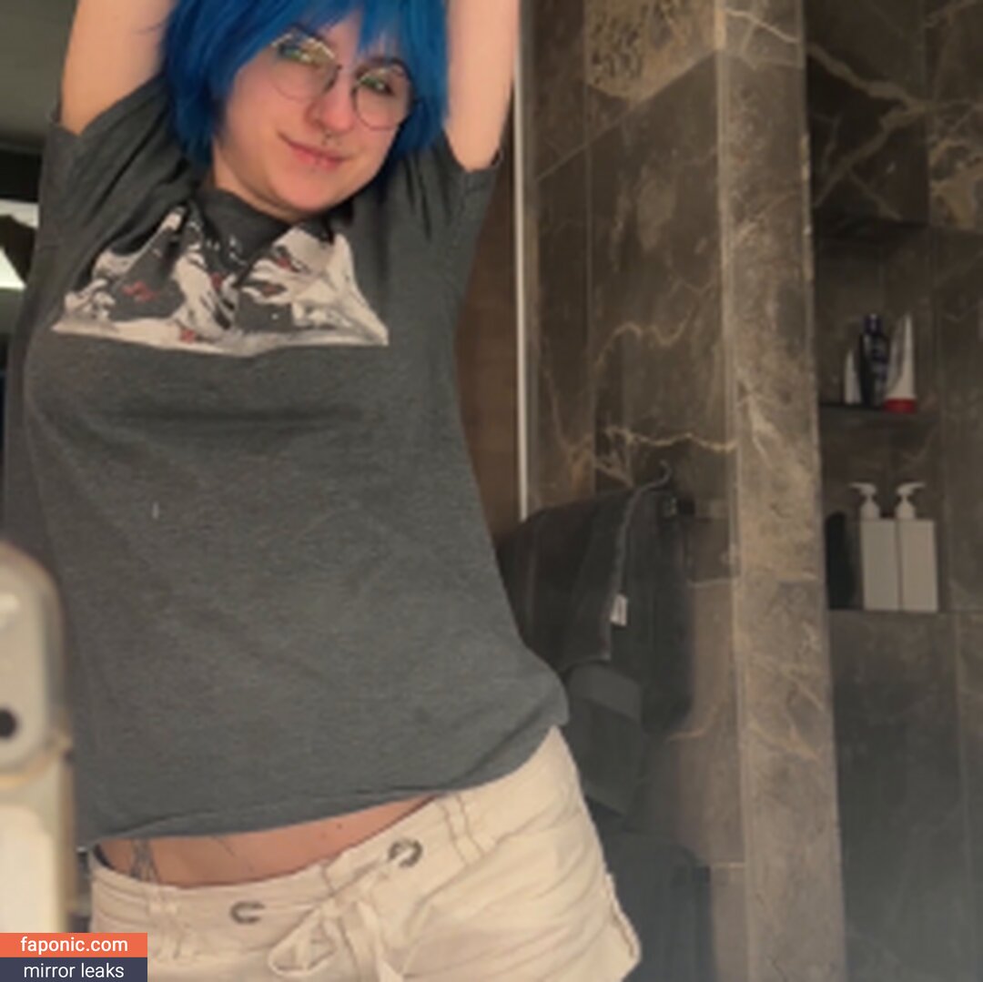 Lyra Crow, lyracr0w0 Meztelen kiszivárgások OnlyFans Fotó #314