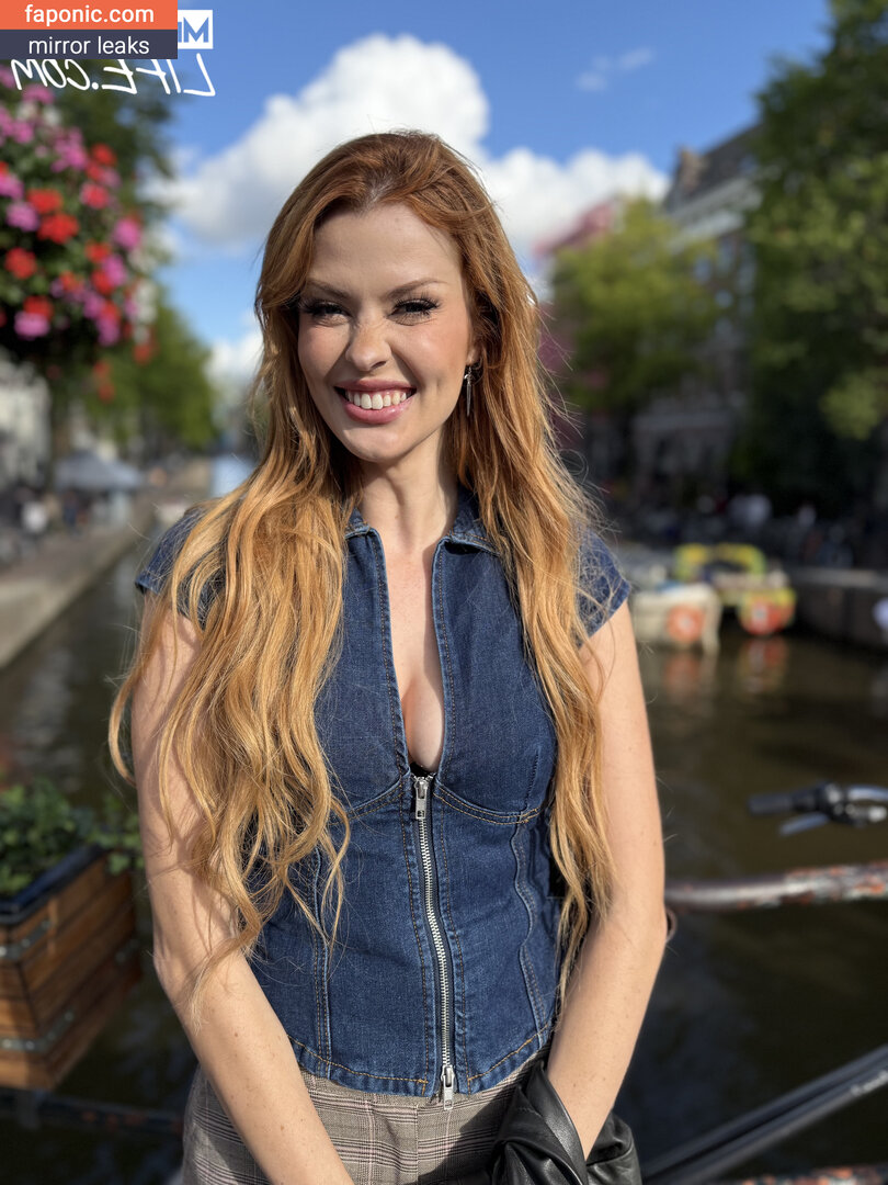 Elly Clutch, PeachGoneWild, ellyclutch, ellyclutchh Meztelen kiszivárgások OnlyFans Fotó #149
