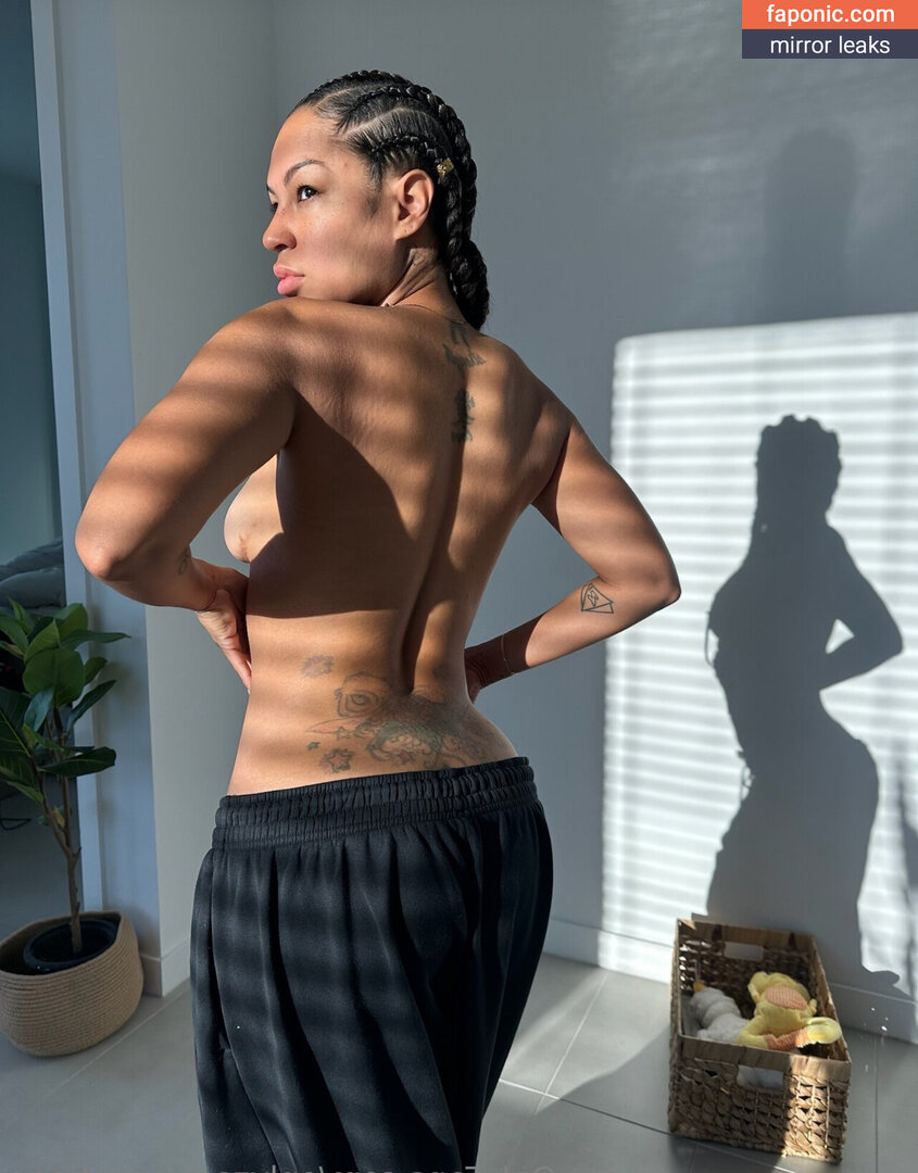 Zashia Santiago, officialzashia, zashiasantiago Meztelen kiszivárgások OnlyFans Fotó #11
