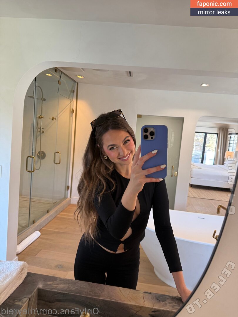 Riley Reid, RileyReidTikTok, hellorileyreid, rileyreidx3 Meztelen kiszivárgások OnlyFans Fotó #2577