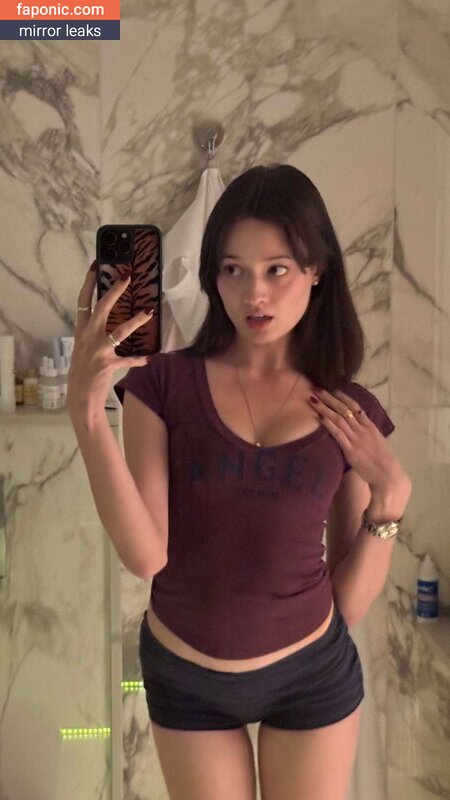 caitlinerinoneill, heyitsapril Meztelen kiszivárgások OnlyFans Fotó #8