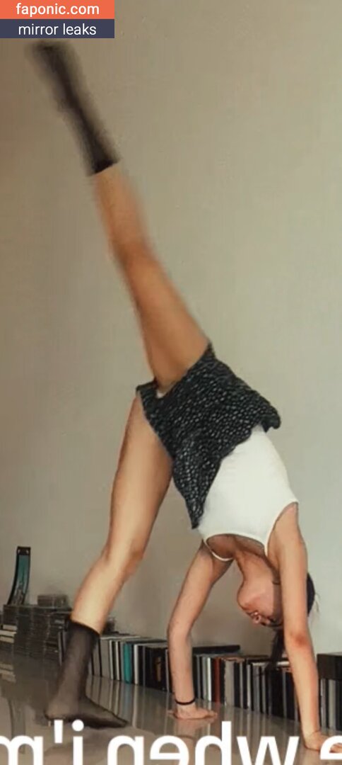 aangelarrochista, mrs_arockstar Meztelen kiszivárgások OnlyFans Fotó #214