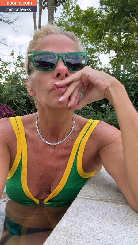 Adriane Galisteu, galisteuoficial Meztelen kiszivárgások  Fotó #330