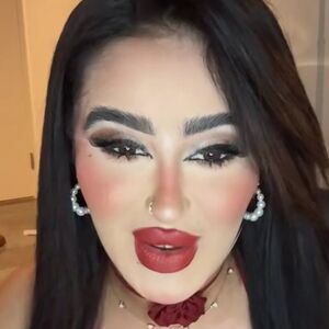 Donia Somrani