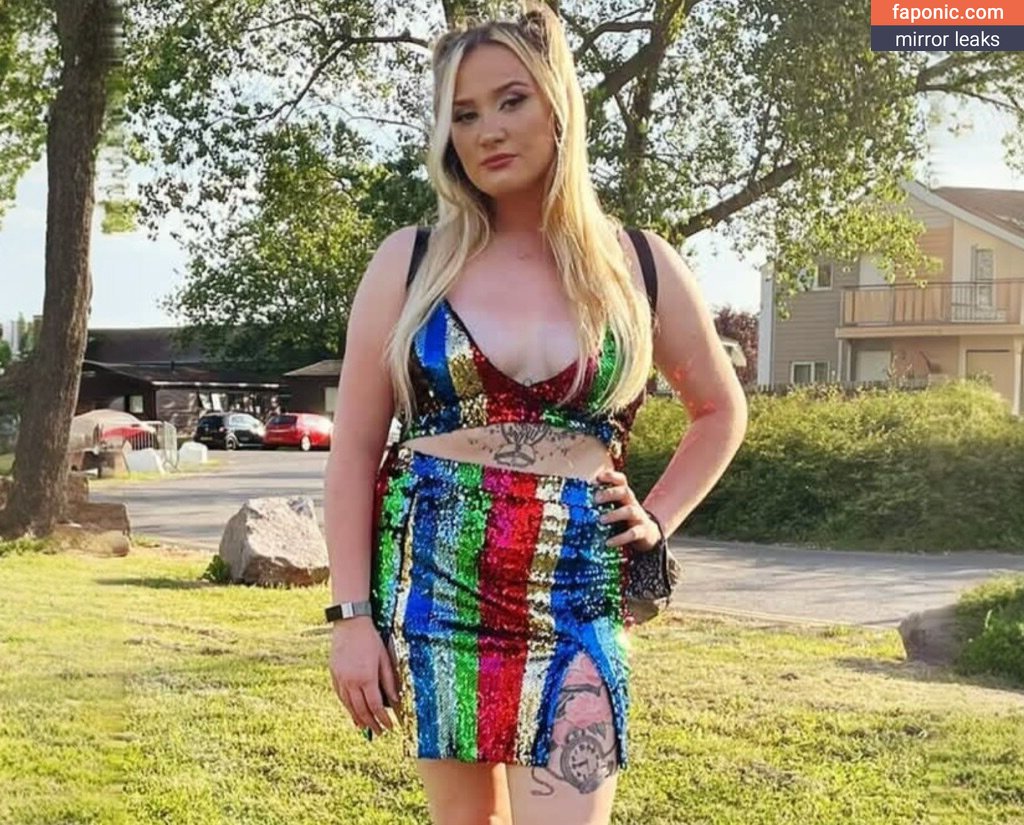 Khloe N