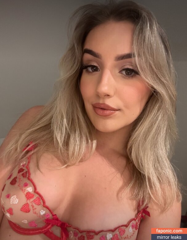 Natalie Rhoades18