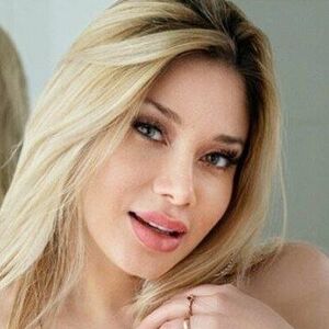 Vane Chavez